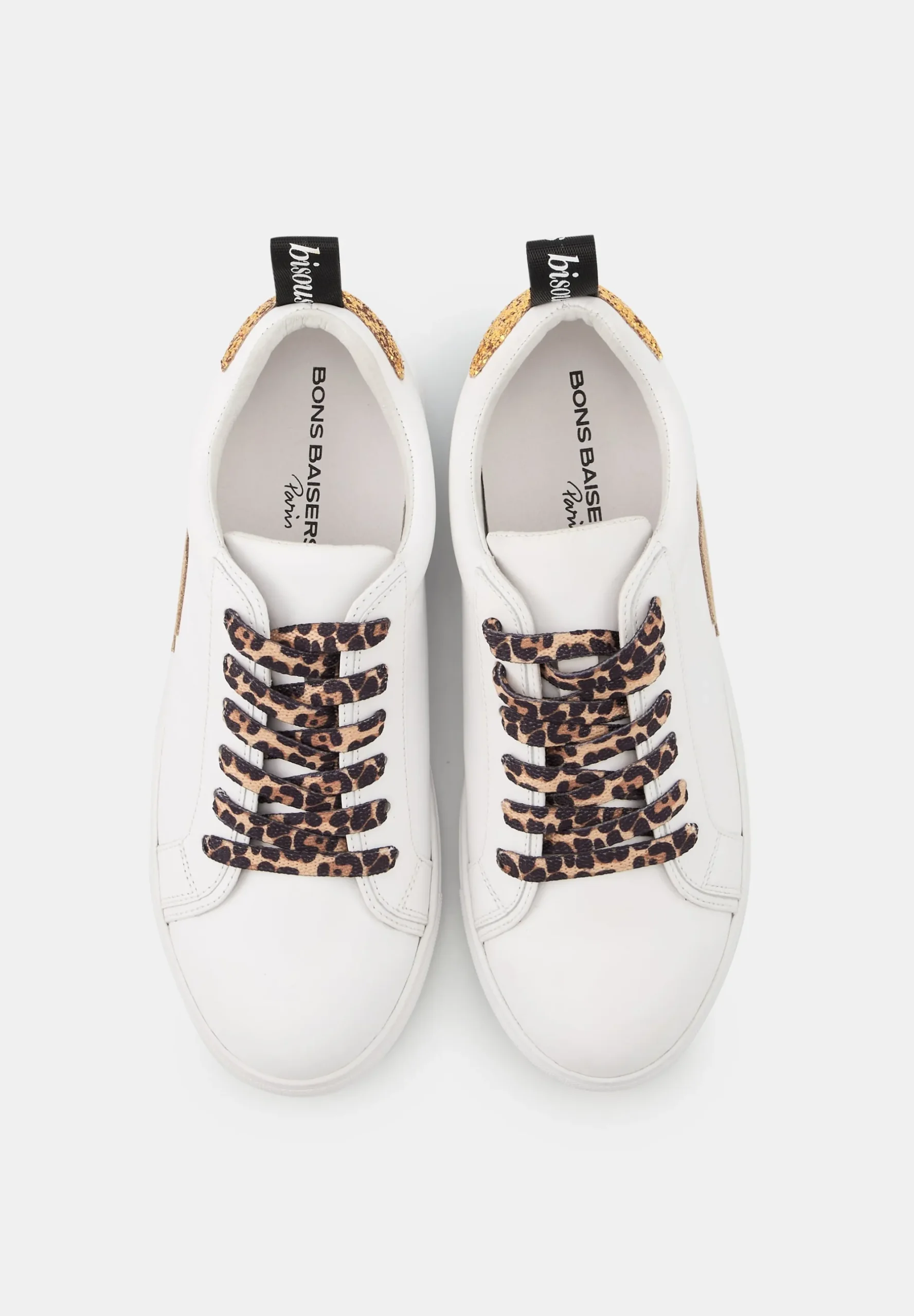 Bons Baisers Betty|Voir Toutes Les Silouhettes<Betty-