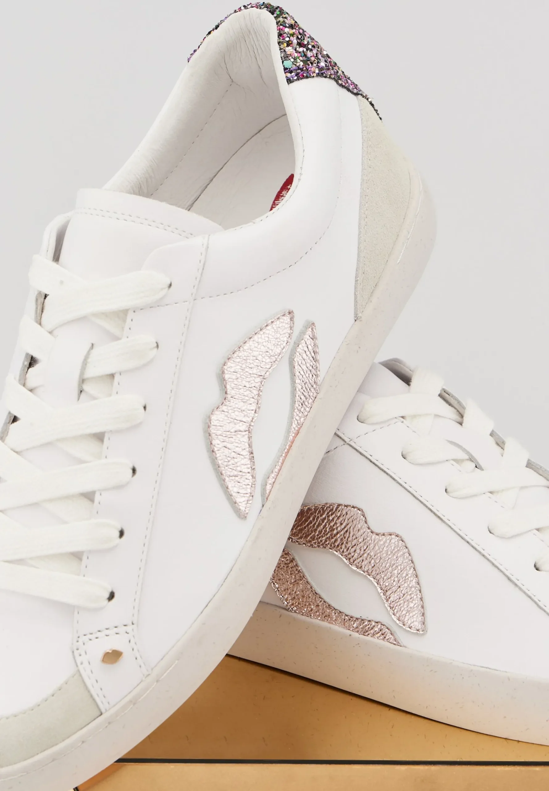 Bons Baisers Voir Toutes Les Silouhettes|Colette<Colette-