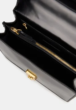 Bons Baisers Sacs Et Pochettes<La Môme