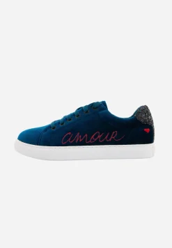 Bons Baisers Simone<Simone Amour Velours-